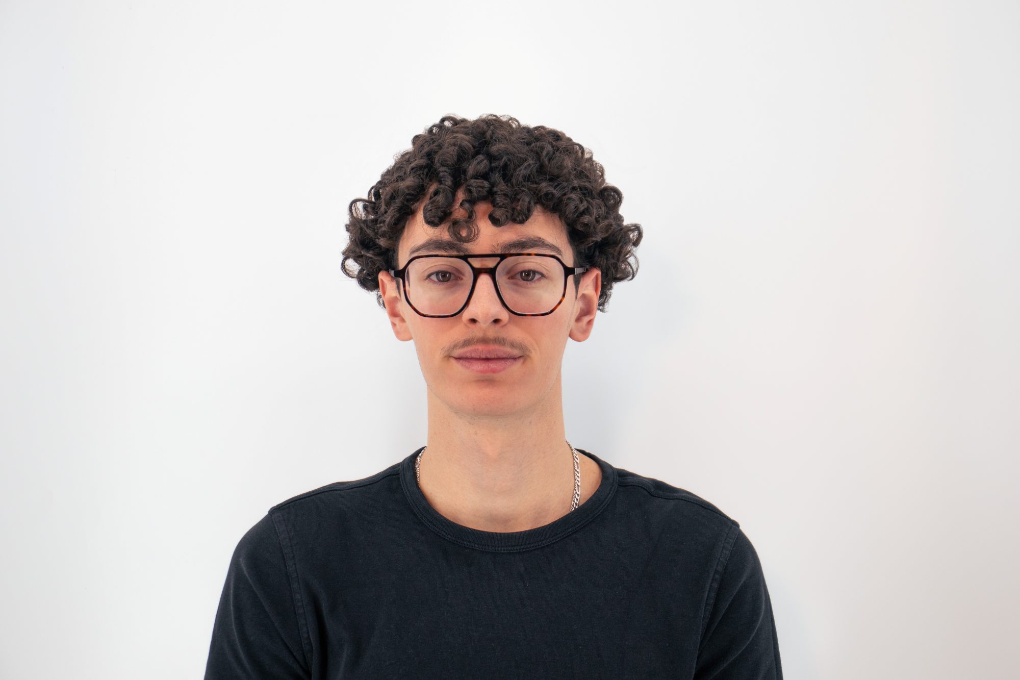 Tony Vuagniaux — Photographe, vidéaste et graphiste